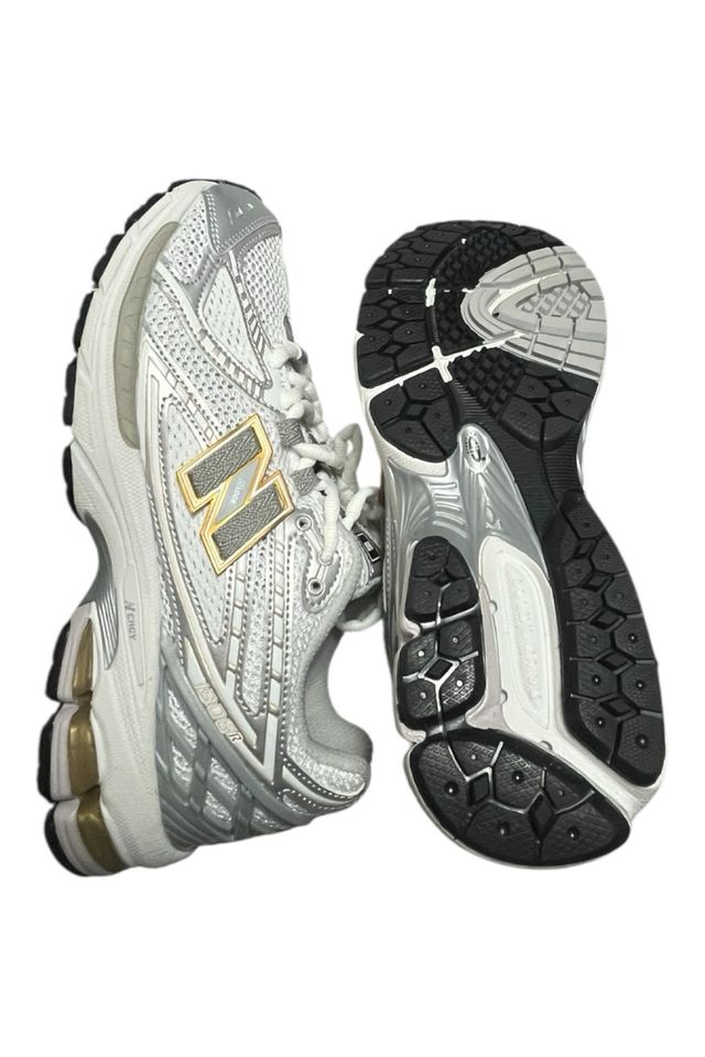 New Balance 1906R Talla 42 Plata/Oro