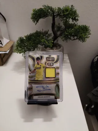 Panini Gerard Moreno Select con parche y firma