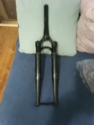 Horquilla FOX 32 FLOAT Taper-Cast 700C para gravel