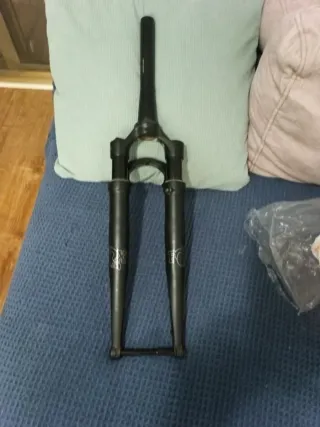 Horquilla FOX 32 FLOAT Taper-Cast 700C para gravel