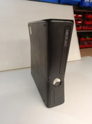 Xbox 360 S Negra. Para piezas.