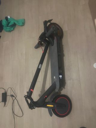 Patín casi nuevo – 250€