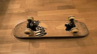 Monopatín de madera