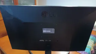 Monitor ordenador negro