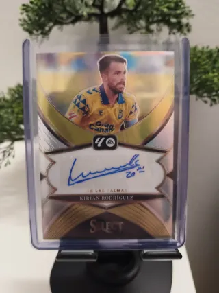 Kirian Rodríguez Firmada panini