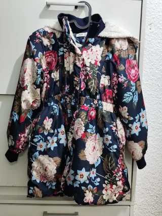 Abrigo floral Shein niña