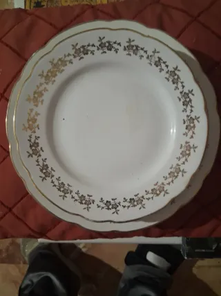 Piatti SC RICHARD  porcellana decoro oro