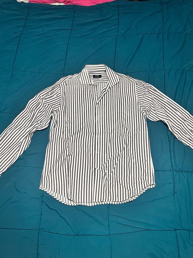 Camisa Rayas Blanco y Negro