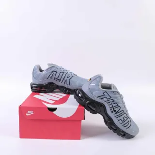 Nike Deportivas Beige y Marrón