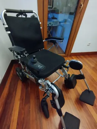 Silla de ruedas eléctrica Sorolla plegable