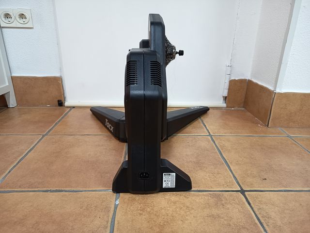 Rodillo de entrenamiento Tacx Flux Smart