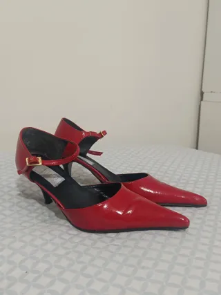 Zapatos Rojos Punta