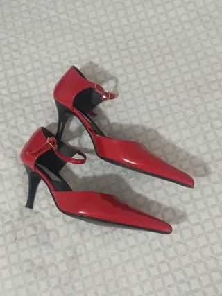 Zapatos Rojos Punta