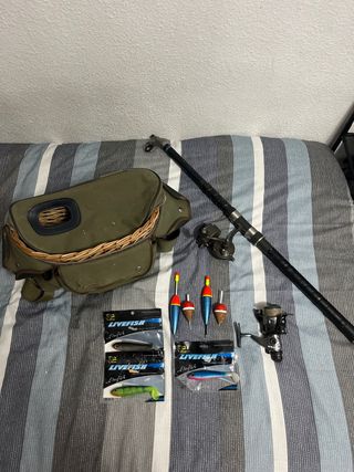 Kit de pesca con señuelos y flotadores