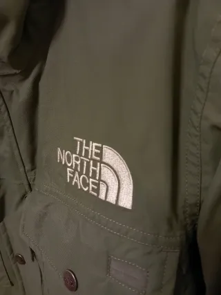 Chaqueta The North Face Verde