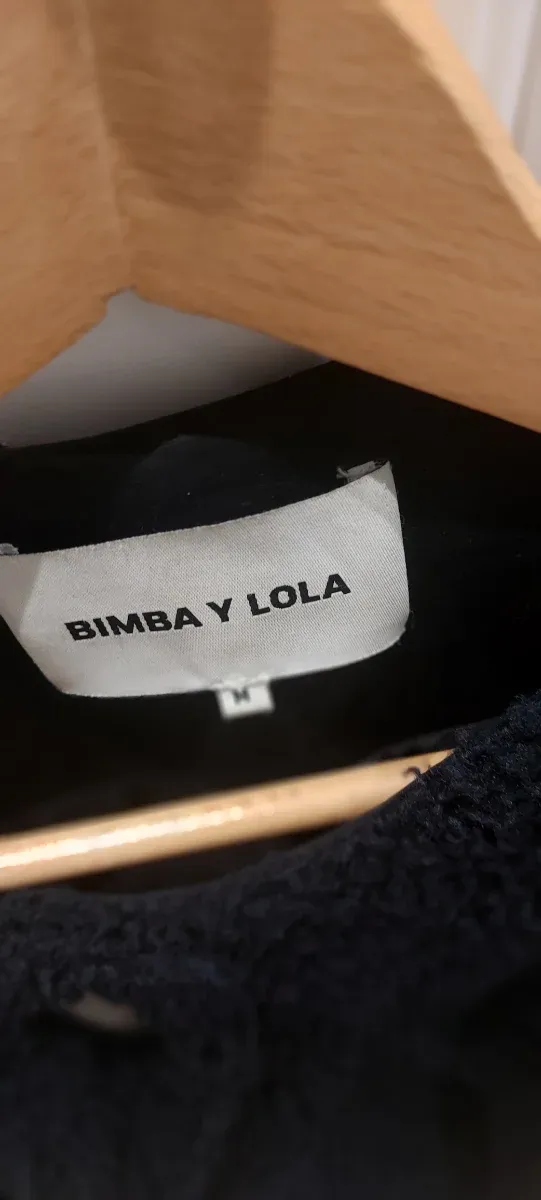 Abrigo Negro BIMBA Y LOLA Talla M