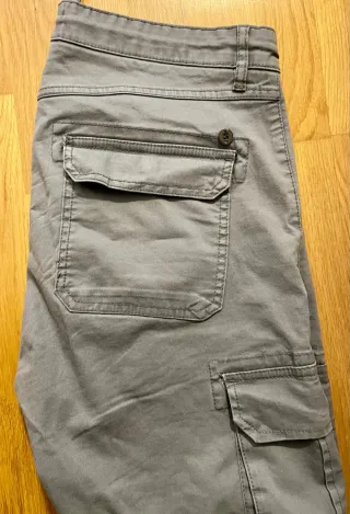 Pantalón Sfera Talla L/40 Verdes