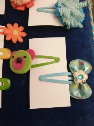 Lote tocados niña varios