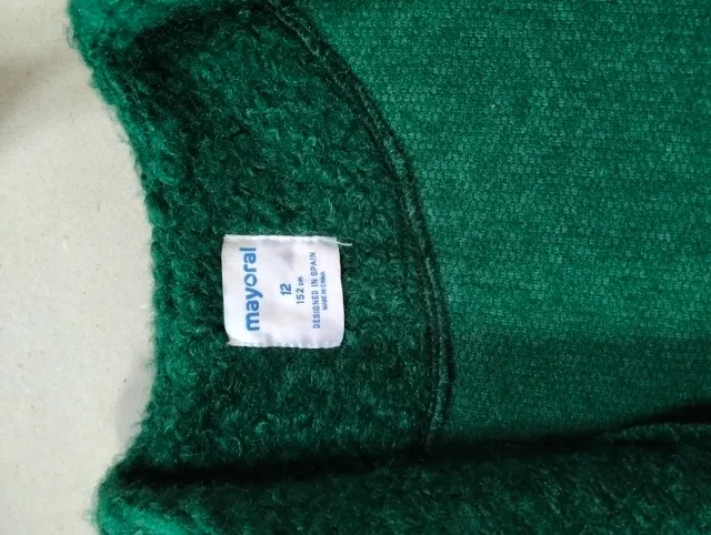 Lote 2 chaquetas: verde Mayoral y amarilla Mo.