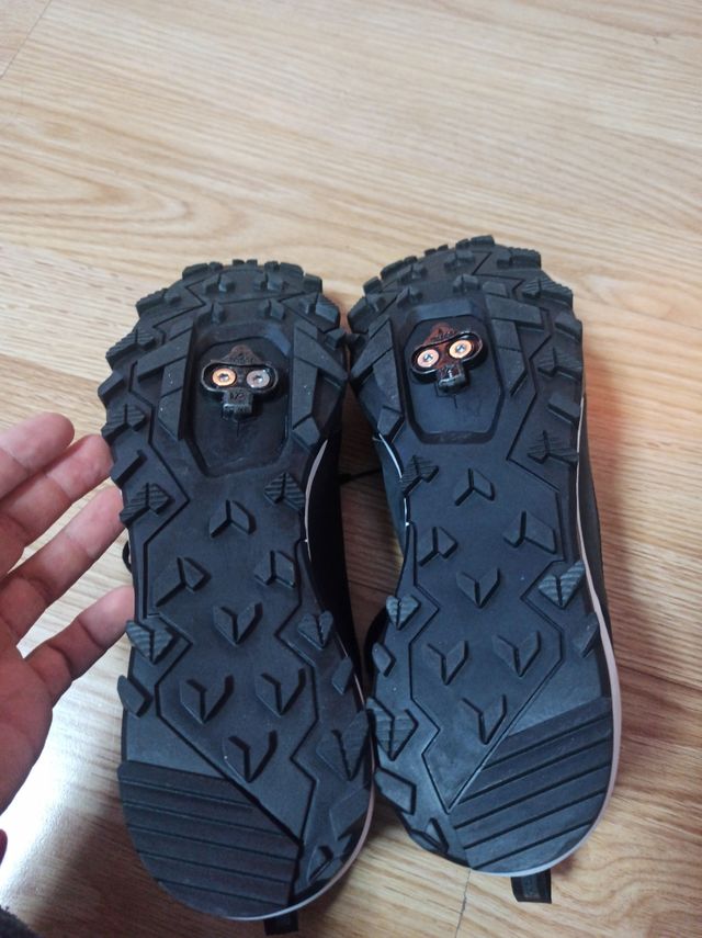 Zapatillas ciclismo Rockrider talla 42 con calas