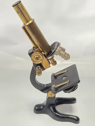 Antiguo microscopio latón siglo XIX