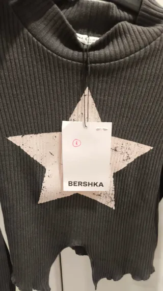 Camiseta Bershka Negra Talla S Estrella Blanca