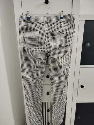Pantalón cuadros chica