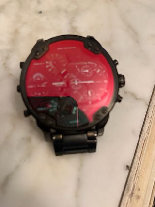 Reloj Diesel Negro y Rojo