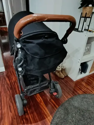 Silla de paseo bebé negra