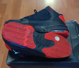 Jordan Max Aura 2 Negro/Rojo