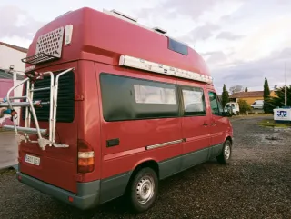 Mercedes-Benz 312D james cook 1998