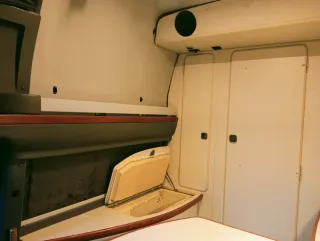 Mercedes-Benz 312D james cook 1998