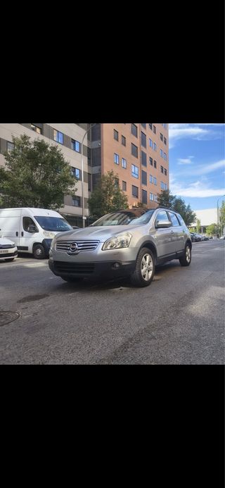 Nissan Qashqai+2 2009