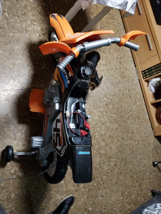 Moto Eléctrica Infantil Freestyle 45