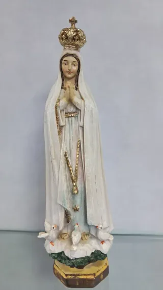 Figura Virgen de Fátima con Corona y Palomas