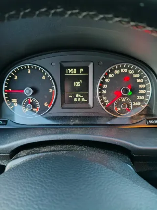 Volkswagen Caddy 2011