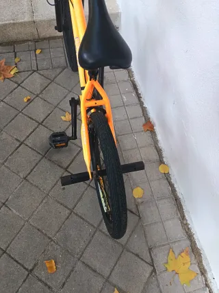 Bicicleta BMX Naranja
