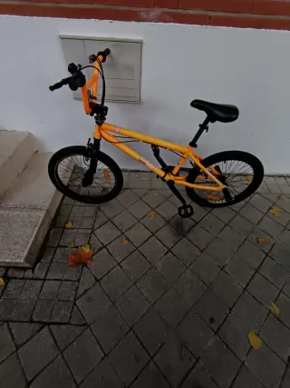 Bicicleta BMX Naranja