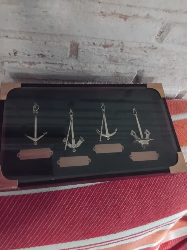 Collezione di 4 ancore decorative