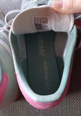 Zapatillas Adidas chica rosa y verde menta