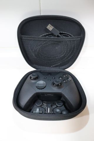 Mando Xbox Elite Series 2 + Estuche