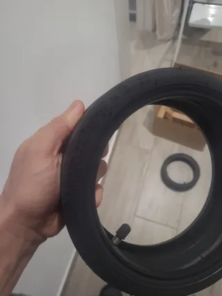 Ruedas y cámaras patinete electrico Xiaomi