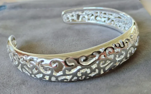 Pulsera brazalete Plata Diseño Floral