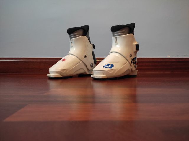 Botas de esquí blancas