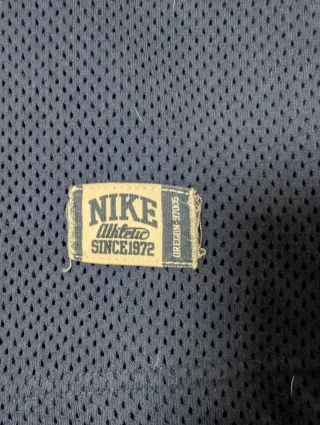 Camiseta Retro Nike Azul y Blanca