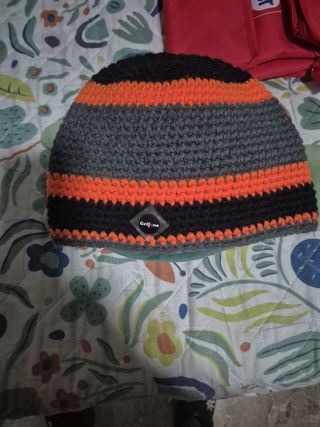 Gorro Grifone rayas naranja y gris