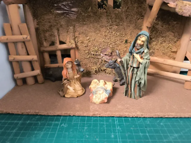 Set di figure per presepe