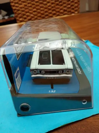 Scalextric Ford XW Falcón Diamond White