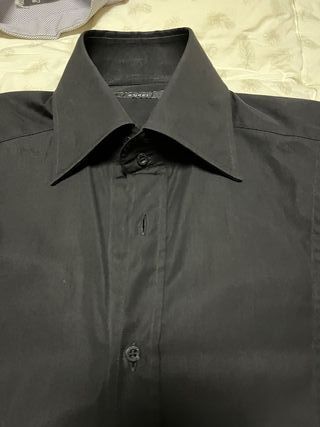 Camisa negra elegante