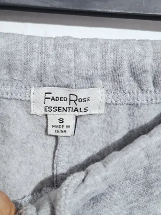 Pantalón chándal gris talla S